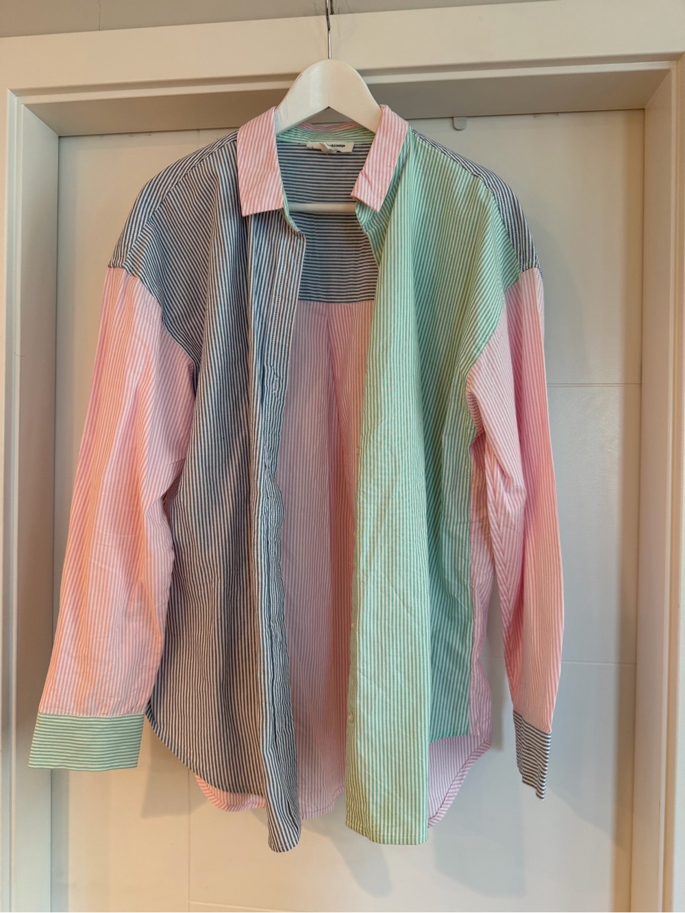 Button Up Shirt - Women’s L